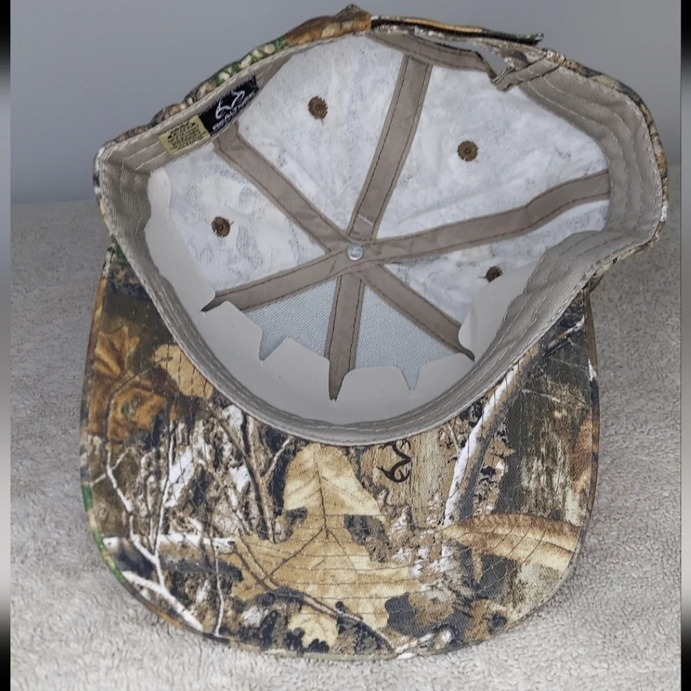 Realtree Wild Buck Embroidered Camouflage Adjustable Men Hat NWT Sporty Outdoors